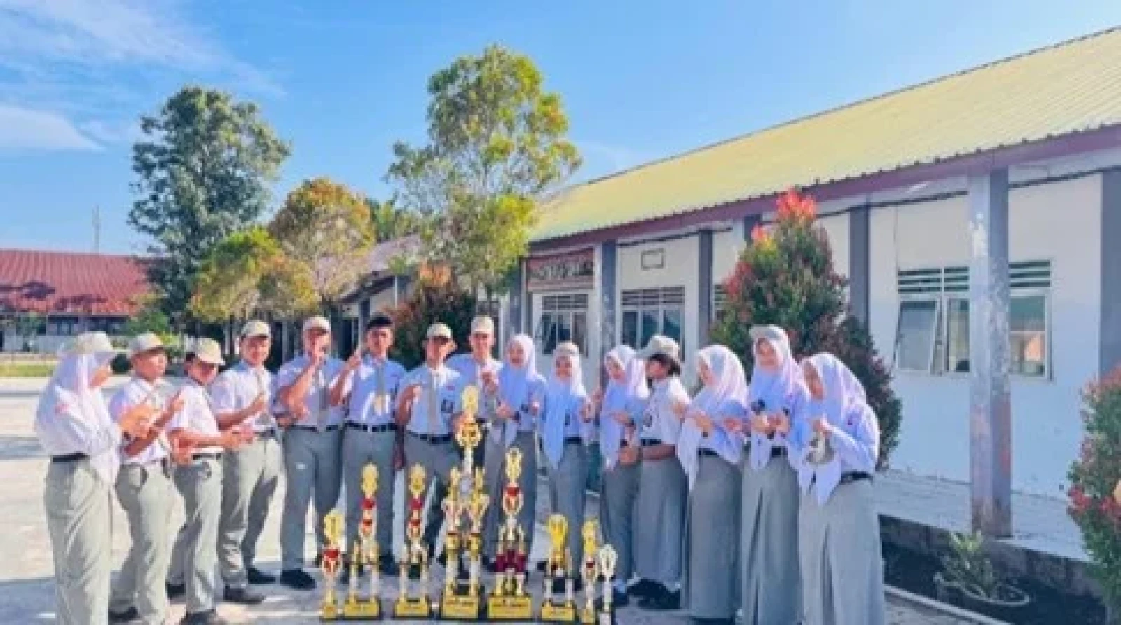 Prestasi Eskul Paskibra 4