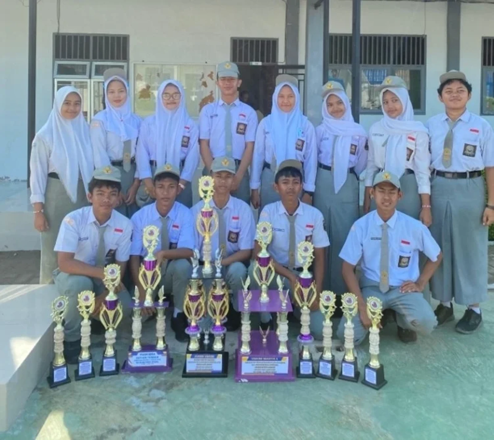 Foto dokumentasi prestasi 3